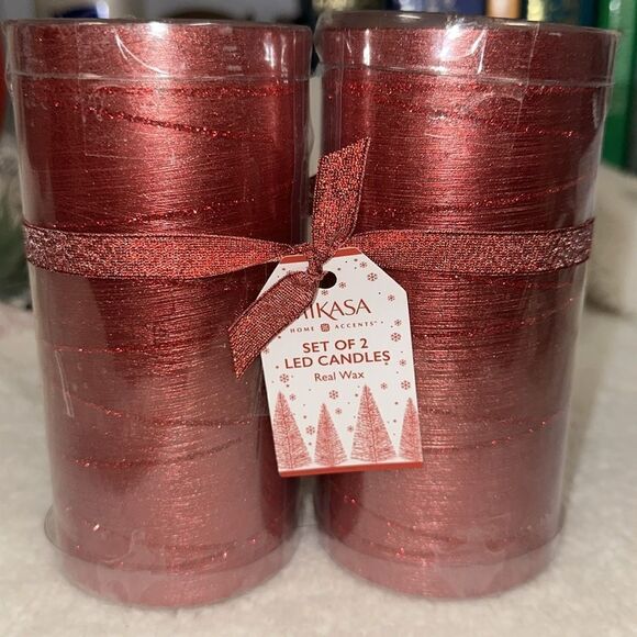 Mikasa set of 2 Christmas Holiday Red Half Glitter LED Wax Pillars - Picture 2 of 8